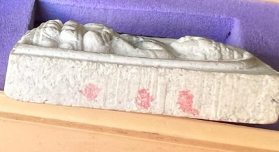 พระสมเด็จบรรจุกริ่ง ย้อนยุค "ธรรมรัตน์ " วัดสุทัศน์ฝังตะกรุด3ดอก โรยผง เกศา โค๊ด ปี43 พร้อมกล่องเดิม