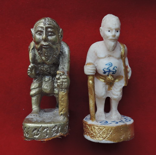 ชูชกมหาลาภ หลวงปู่น่วม วัดโพธิ์ศรีเจริญ ขนาดบูชา สูง3นิ้ว ฐานกว้าง 2นิ้ว พิธีเสาร์5 ปี55 รวม2ตน