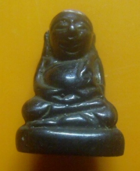 **เบาๆ**รูปหล่อพระสังกัจจายน์ เนื้อเมฆพัตร เก่าไม่ทราบที่**เนื้อจัด สวยๆ เชิญชมครับ 