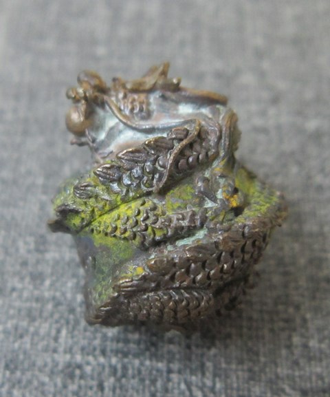 ลูกอมมังกรหลวงพ่อไพบูลย์ วัดอนาลโย