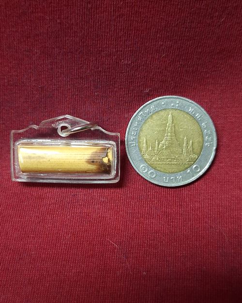 ไม้หวายในงานฝังลูกนิมิต เลี่ยมเดิมจากวัด 