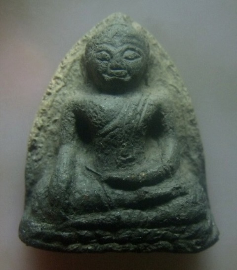 **เบา​ๆ​**พระเนื้อดินเผา พิมพ์หลวงพ่อโต บางกระทิง พิมพ์ใหญ่ เก่าๆ ไม่ทราบที่**สวยๆ เชิญชมครับ 