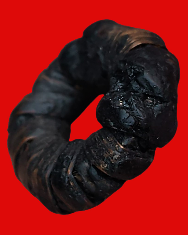 แหวนพิรอด/ตะกรุดพิสมรเก่าๆ ยอดเครื่องราง เก่าเก็บหลายสิบปี