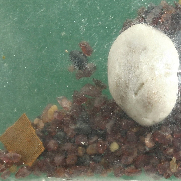 หินพญานาค(ปฐวีธาตุ)+พลอยเสก+จีวรหลวงปู่คำพันธ์ โฆสปัญโญ วัดธาตุมหาชัย นครพนม