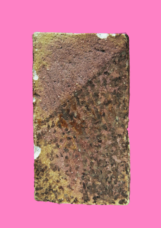 พระผงคราบปลวกเยอะ