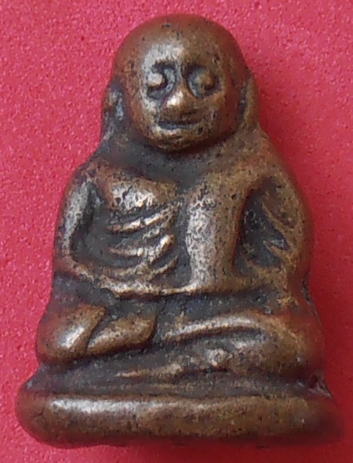 รูปหล่อหลวงพ่อเงิน วัดบางคลาน 