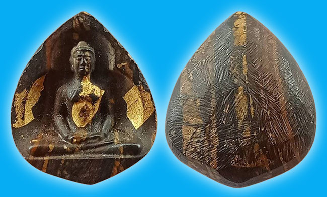 พระมหาสิริราชธาตุ (พระดูดทรัพย์) วัดพระธรรมกาย สร้างปี 2541