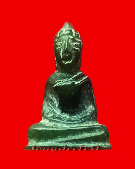 พระหยกแกะ พิมพ์พระพุทธปางสมาธิ หลวงพ่อวิริยังค์ วัดธรรมมงคล สวยมากค่ะ