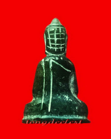 พระหยกแกะ พิมพ์พระพุทธปางสมาธิ หลวงพ่อวิริยังค์ วัดธรรมมงคล สวยมากค่ะ