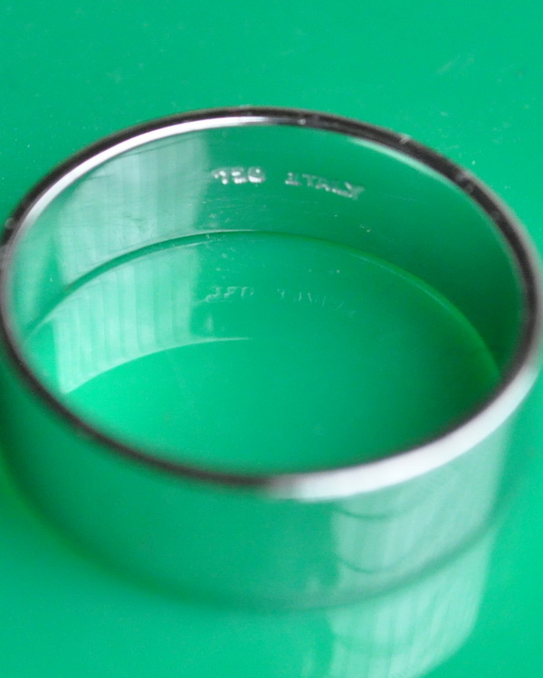 แหวนทองคำขาว 18k 