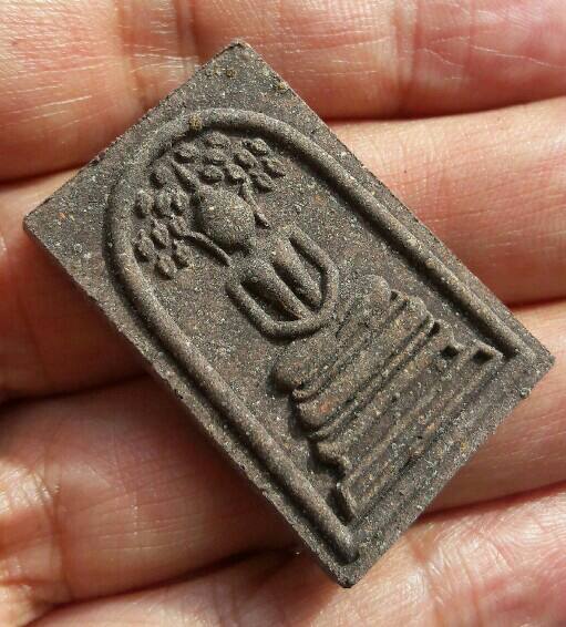 หลวงพ่อสุริยันต์ โฆสปัญโญ สมเด็จพิมพ์ปกโพธิ์ รุ่นสุริยันต์ 10,000 ล้าน วัดป่าวังน้ำเย็น เคาะเดียว(4)