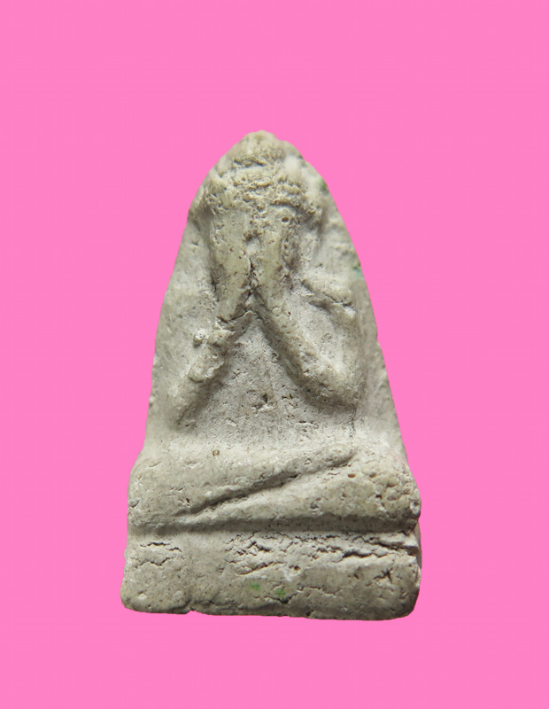 พระปิดตาลอยองค์ เนื้อผงเทา บล็อคประกอบ