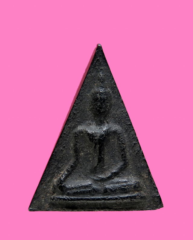 นางพญาเนื้อผงใบลาน เก่า (เนื้อแปลก น้ำหนักเบา)