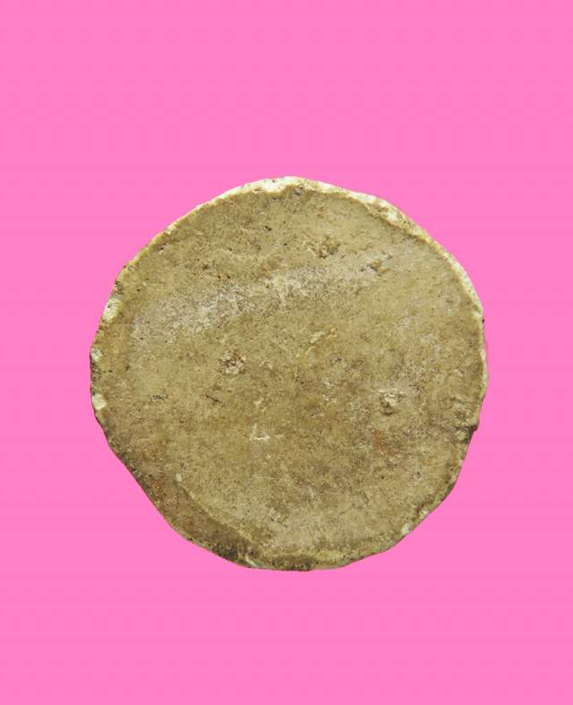 พระผงพิมพ์จันลอยข้างเม็ด