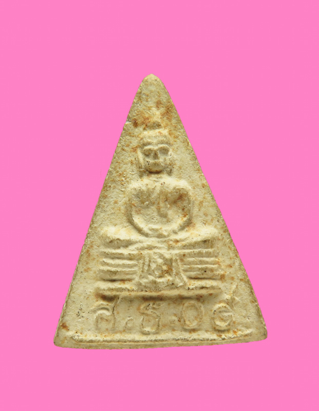 พระผง พิมพ์สามเหลี่ยม หลวงพ่อโสธร ปี 09  (คุ้มครับ พระเก่าปีลึก ราคาเบา)