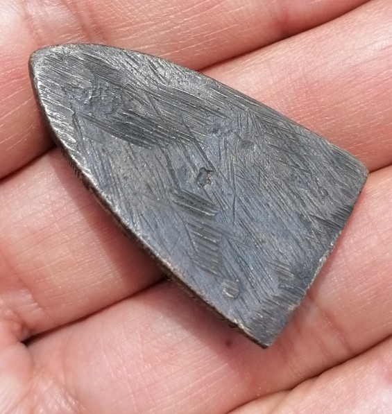 หลวงปู่ทวดพิมพ์หลังเตารีด ปี 05 วัดคอกหมู โค๊ดหมู 1 ตัว พิธีเดียวกับวัดช้างให้ ปี 05 เคาะเดียว   