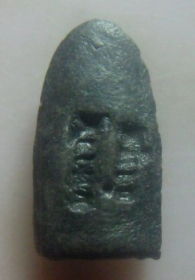 **เบา​ๆ​**พระรอด พิมพ์กลาง เนื้อดิน ลงรัก หลังปั๊มตรา วัดมหาวัน จ.ลำพูน**สวยๆ เชิญชมครับ 