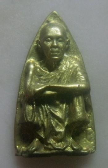 **เบาๆ**หลวงพ่อคูณ พิมพ์หลังเตารีด วัดบ้านไร่ รุ่นเฮงคูณเฮง จ.นครราชสีมา ปี ๒๕๓๖**สวยๆ 