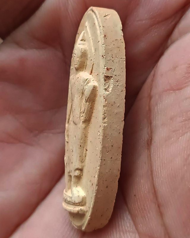 2.พระ 25 พุทธศตวรรษ เนื้อดินแร่ สภาพสวยเดิม