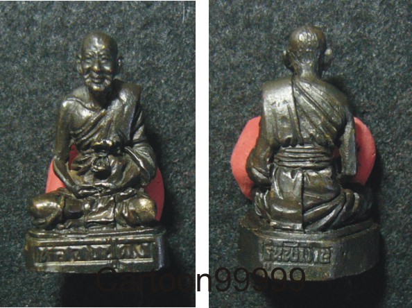 รูปหล่อกริ่งหลวงปู่คง วัดตะคร้อ นครราชสีมาครับ หายากครับ สวยๆ เปิดเบาๆ ครับผม 