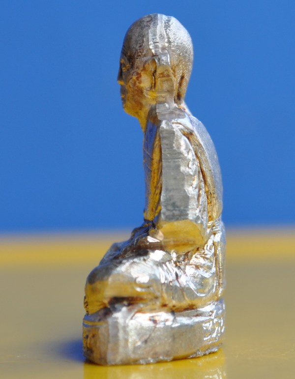 รูปเหมือนปั๊มคุณพระเทพประทานพรเนื้อเงิน หลวงพ่อคูณ