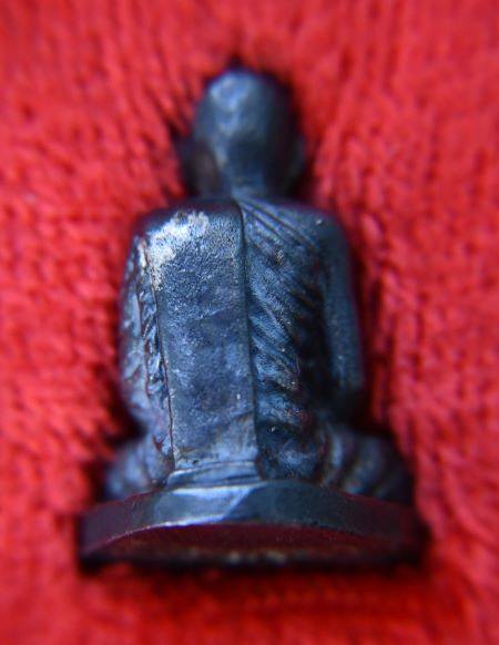 รูปเหมือนรุ่นแรกเนื้อเงินสมเด็จพระญาณสังวร