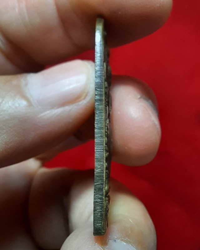 พระลีลากำแพงนิ้ว (พระลีลายอดอัฏฐารส) พิธีพระกริ่งนเรศวร รุ่นแรก ปี ๒๕๐๗ จ.พิษณโลก