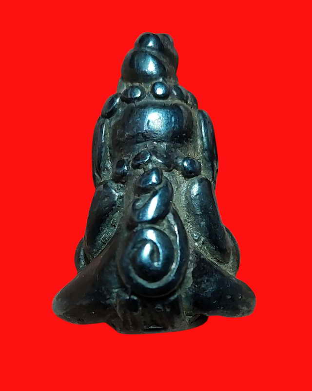 พระปิดตาไม่ทราบที่  900