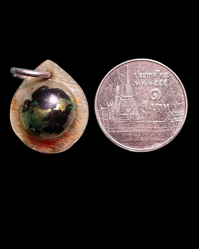 สีผึ้งเขียวมหาเสน่ห์ ลพ.ทาบ วัดกระบกขึ้นผึ้ง