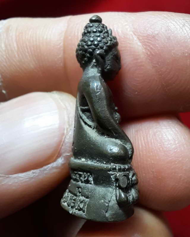 พระกริ่งเบญจบารมี หลวงพ่อจวน วัดหนองสุ่ม สิงห์บุรี ปี 2528 เนื้อทองฝาบาตร