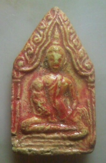 **เบาๆ**พระขุนแผนอุ้มกุมาร อุ้มไก่ เนื้อผงเคลือบ เก่าๆ ไม่ทราบที่**เมตตา มหาเสน่ห์ สวยๆ เชิญชมครับ 