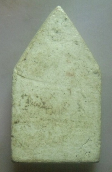 **เบาๆ**พระขุนแผนอุ้มกุมาร อุ้มไก่ เนื้อผงเคลือบ เก่าๆ ไม่ทราบที่**เมตตา มหาเสน่ห์ สวยๆ เชิญชมครับ 