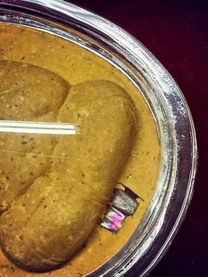 ปิดตายันต์ดวงใหญ่ หลวงปู่โต๊ะ ปี55 วัดถ้ำสิงโตสร้าง เนื้อเกสร ตะกรุดทองคำ+ตะกรุดเงิน สร้างน้อยครับ