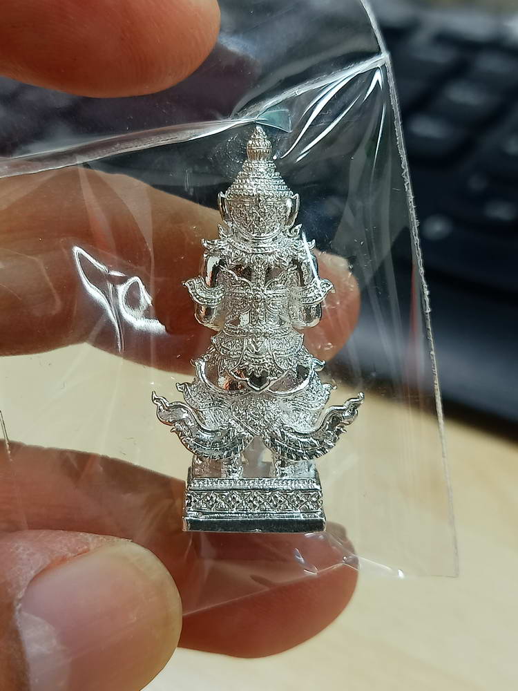 4-614 ท้าวเวสสุวรรณ ยกฐานะ ทองนำโชค หลวงพ่อทอง สุทฺธสีโล วัดบ้านไร่ จ.นครราชสีมา 2564 กล่องเดิม