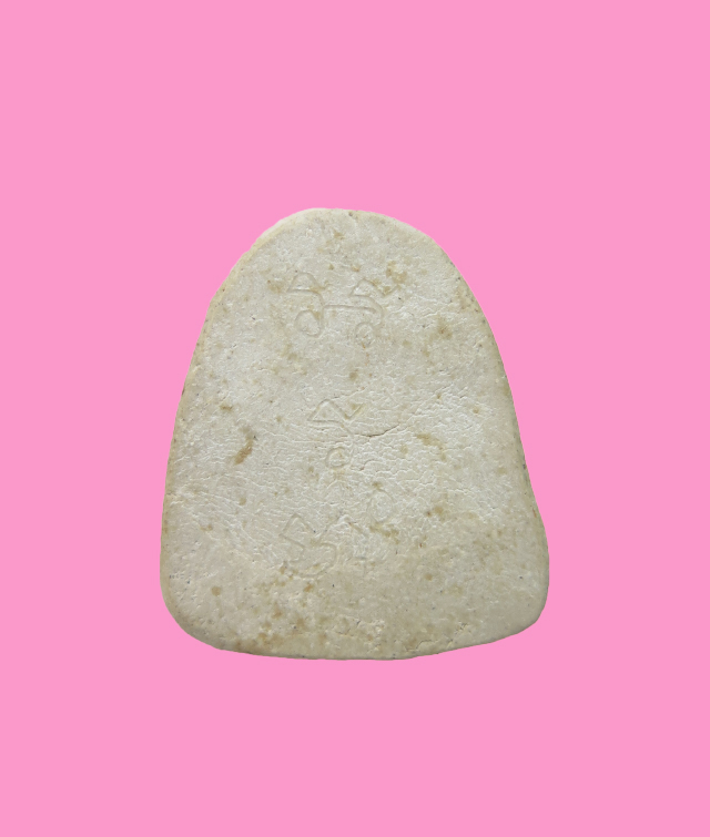 พระปิดตา หลังจาร