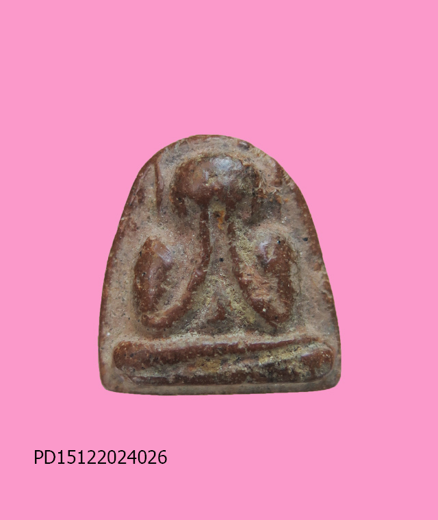 พระปิดตาพิมพ์เล็บมือ