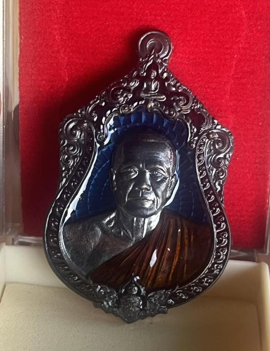 หลวงพ่อทอง วัดบ้านไร่ นครราชสีมา รุ่นเจ้าสัวพันล้าน คุณบอยท่าพระจันทร์สร้าง เลข 6257