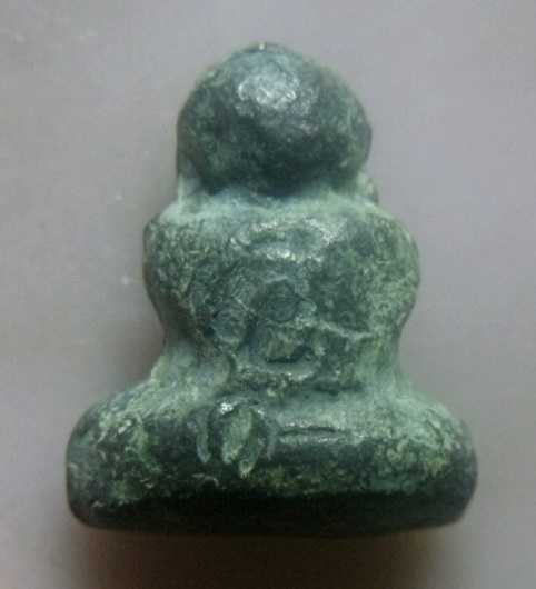 **เบา​ๆ​**พระปิดตามหาอุตม์ หล่อเก่า เนื้อชิน ไม่ทราบที่**เนื้อจัด สวยๆ เชิญชมครับ