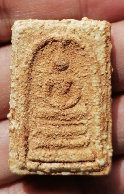 สมเด็จบางขุนพรหมแช่น้ำมนต์​ พิมพ์ใหญ่พระประธาน วัดบางขุนพรหม​ พร้อมกล่องเดิม ปี 2547 เคาะเดียว