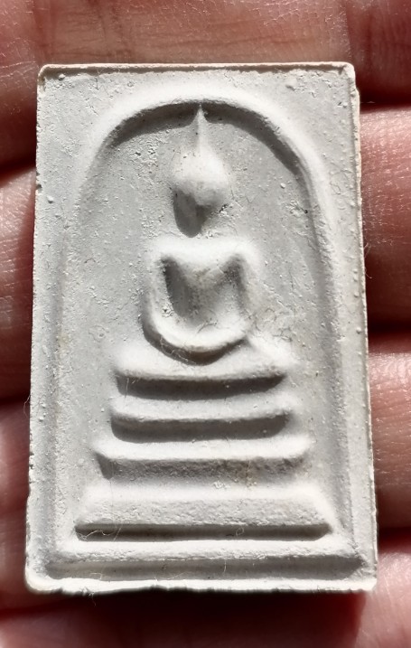 พระสมเด็จบางขุนพรม ปี 2531 พิมพ์ใหญ่ สวยๆพร้อมกล่องเดิม เคาะเดียว(B1) 