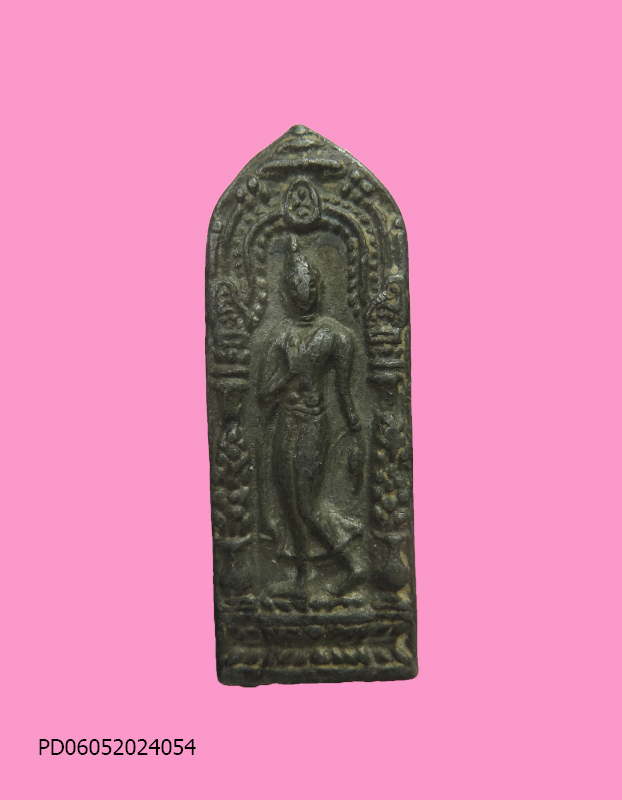 กำแพงนิ้วเนื้อชิน หลังแบบ หลวงพ่อขอม ปี 05