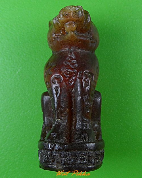 หมูทองแดงร.๗หลวงพ่อสมคิด วัดบึงตาต้า ระยอง .1014.*