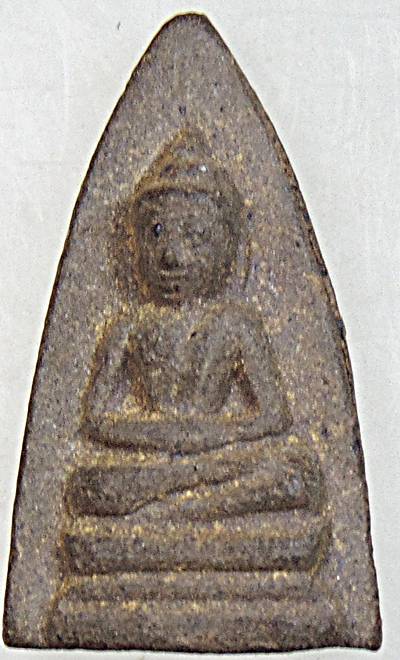 พระกลีบบัว เนื้อดิน