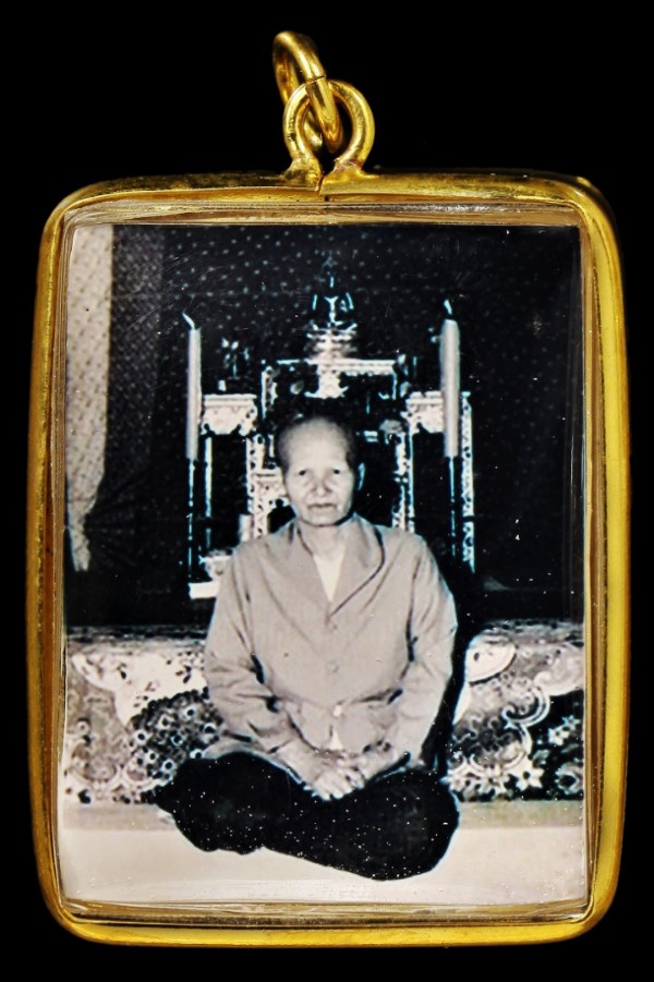 รูปคุณแม่บุญเรือน โตงบุญเติม