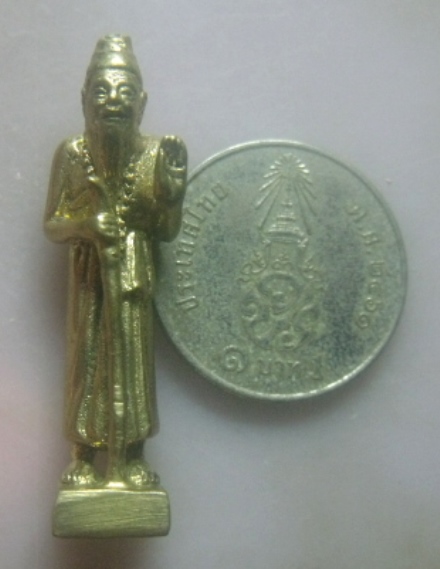 **เบา​ๆ​**รูปหล่อฤาษียืนถือไม้เท้า ประทานพร เนื้อทองผสม ไม่ทราบที่**สวยๆ เชิญชมครับ