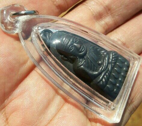 หลวงปู่ทวดแจกปีนัง ปี 07 สวยสมบูรณ์ คมชัด เลี่ยมพร้อมใช้ ท่านอาจารย์ทิม สร้างและปลุกเสก เคาะเดียว(8)