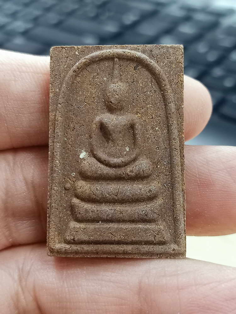 5-9 สมเด็จพิมพ์เข่าจุด ปาฏิหาริย์ 2 หลวงพ่อพัฒน์ วัดห้วยด้วน นครสวรรค์ 2564 กล่องเดิม