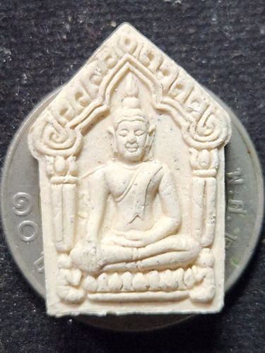 วัดเนินตามาก จังหวัดชลบุรี  พระขุนแผนพรายกุมาร หลวงปู่ม่น รุ่นฉลอง 7 รอบ 2537