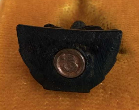 พระกริ่ง พระชัยหลังช้าง รุ่นแรก เนื้อโลหะ ปี 2539 สำริดมงคล วัดชลอ บางกรวย จ.นนทบุรี พร้อมกล่องเดิม