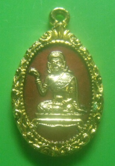 **เบา​ๆ​**เหรียญแม่นางกวัก หลังสาริกาคู่ ยันต์นะชาลีติ**กะไหล่ทองลงยาแดง สวยๆ